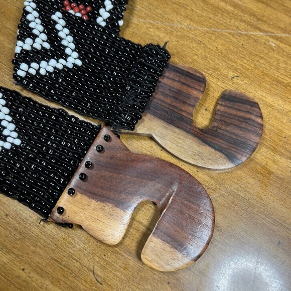 Vintage Hand Beaded Black White Elastic Stretch Belt Wood Detail Boho 31"-33" - Picture 2 of 8